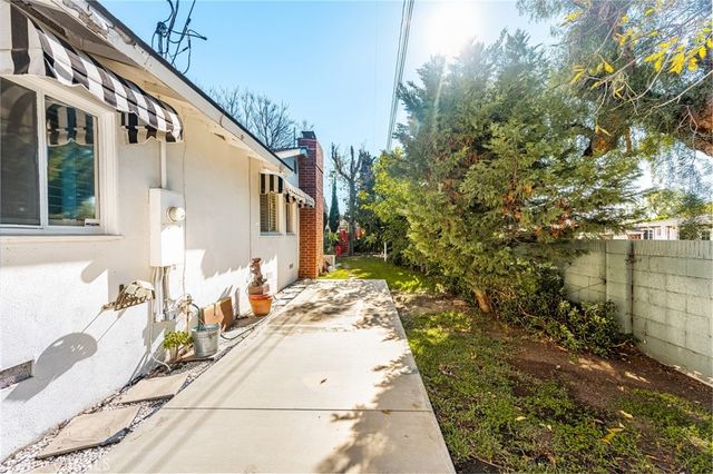 14201 Cameron, North Tustin, CA 92705