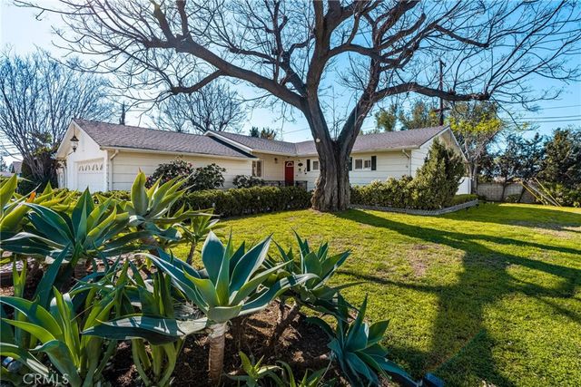 14201 Cameron, North Tustin, CA 92705