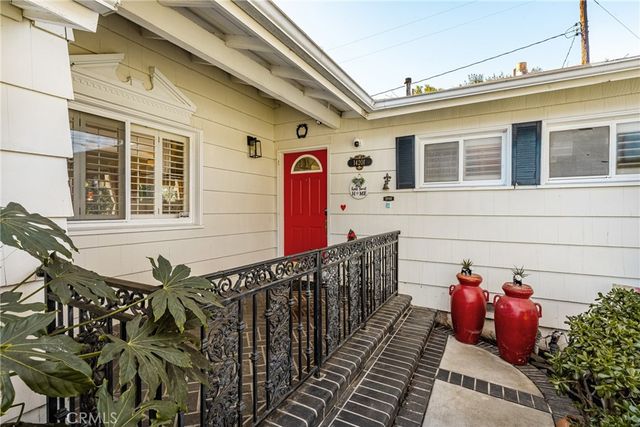 14201 Cameron, North Tustin, CA 92705