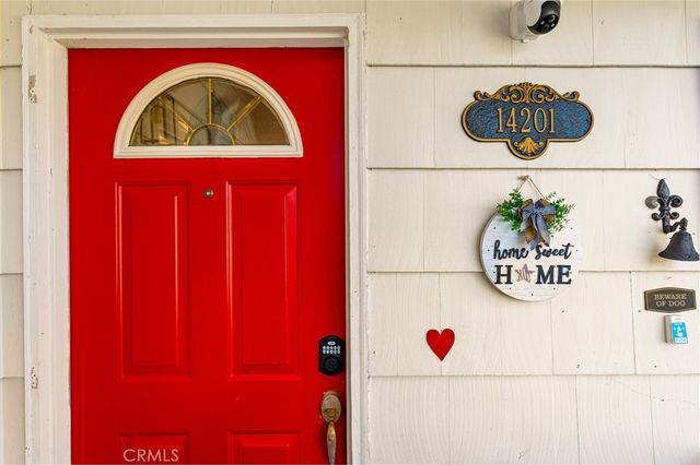 14201 Cameron, North Tustin, CA 92705