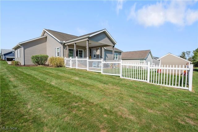 963 Saint Brendan Drive, Canal Fulton, OH 44614