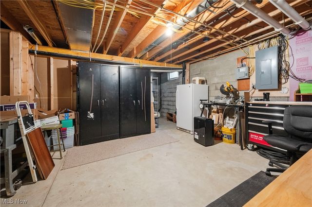 963 Saint Brendan Drive, Canal Fulton, OH 44614