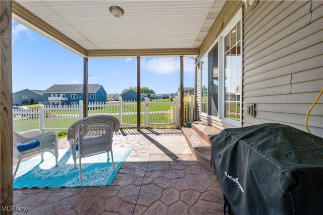 963 Saint Brendan Drive, Canal Fulton, OH 44614