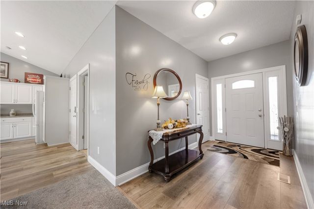 963 Saint Brendan Drive, Canal Fulton, OH 44614