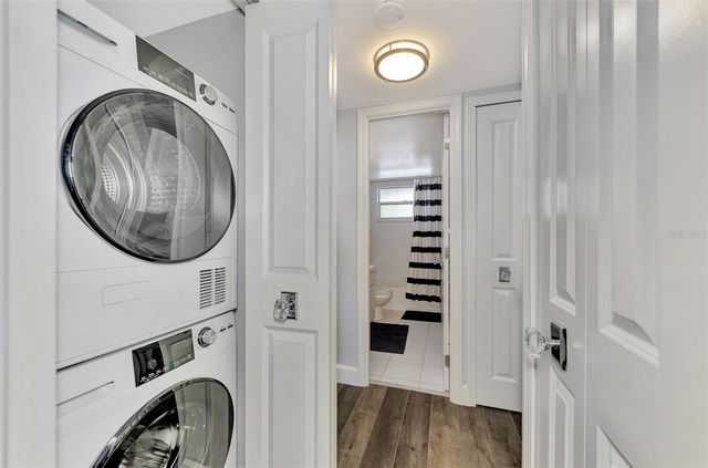 4410 EXETER DRIVE 204, Longboat Key, FL 34228