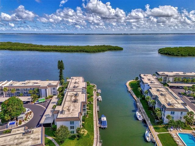 4410 EXETER DRIVE 204, Longboat Key, FL 34228