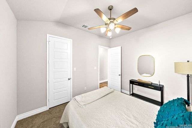 306 Navarro, Boerne, TX 78006