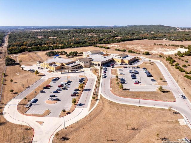 306 Navarro, Boerne, TX 78006