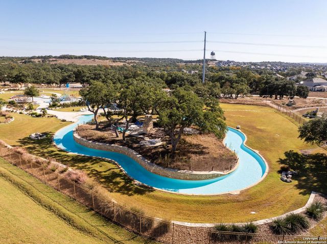 306 Navarro, Boerne, TX 78006