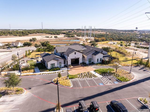 306 Navarro, Boerne, TX 78006