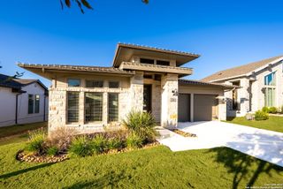 306 Navarro, Boerne, TX 78006