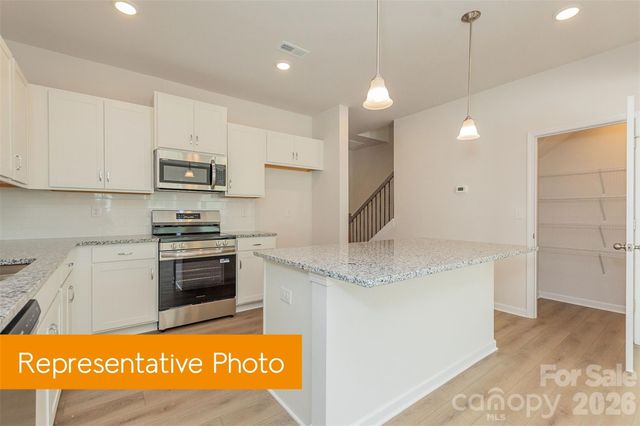 5418 Starfall Way, Charlotte, NC 28214