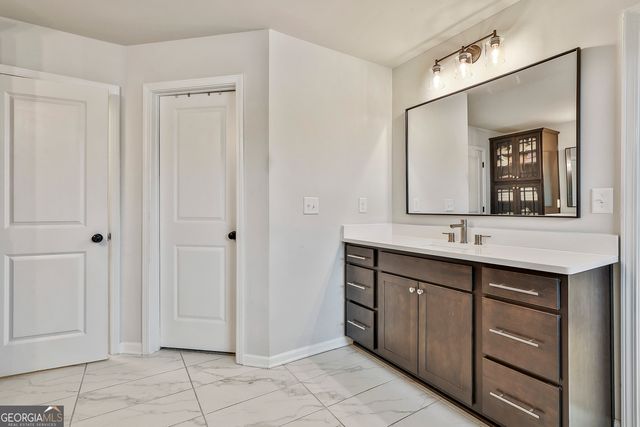 209 Randall Drive, Peachtree City, GA 30269