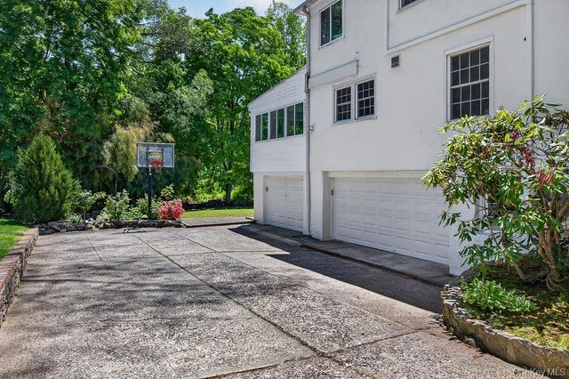 91 Central Parkway, Mount Vernon, NY 10552