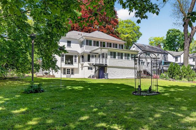 91 Central Parkway, Mount Vernon, NY 10552