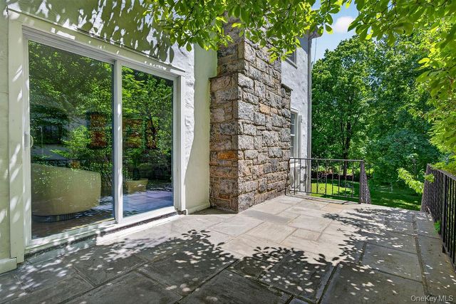 91 Central Parkway, Mount Vernon, NY 10552