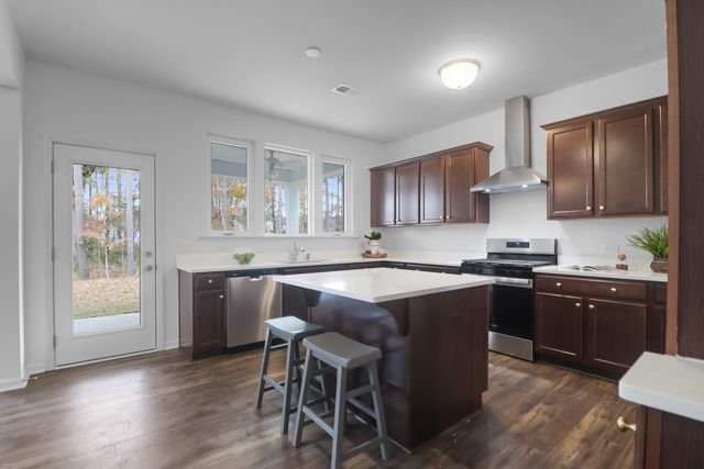 1005 Mourning Warbler Way Cc3-17-2, Ravenel, SC 29470