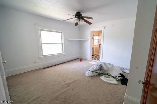 288 Paterson Ave, Little Falls Twp., NJ 07424
