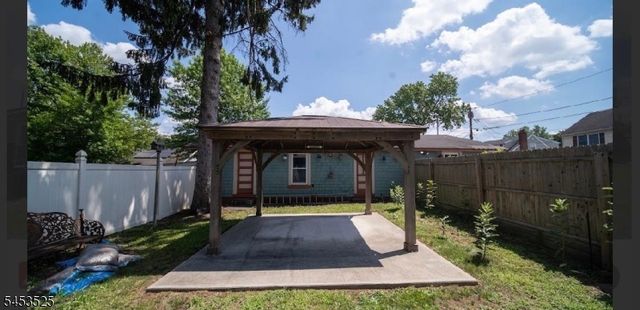 288 Paterson Ave, Little Falls Twp., NJ 07424