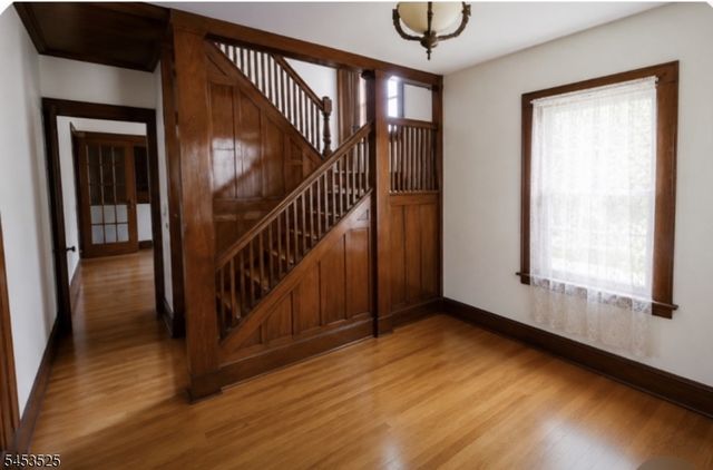 288 Paterson Ave, Little Falls Twp., NJ 07424