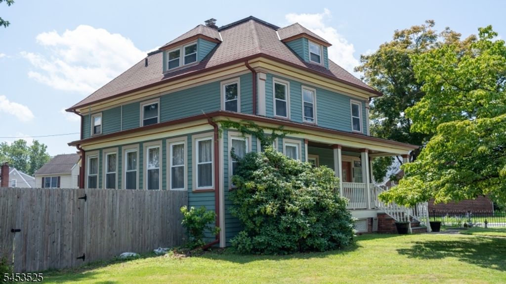 288 Paterson Ave, Little Falls Twp., NJ 07424