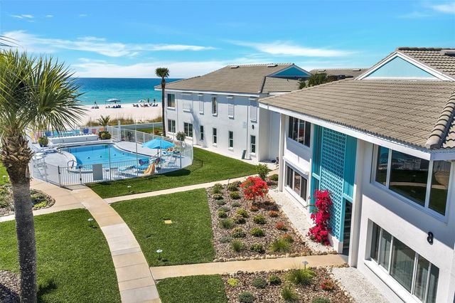 5400 GULF DRIVE 32, Holmes Beach, FL 34217