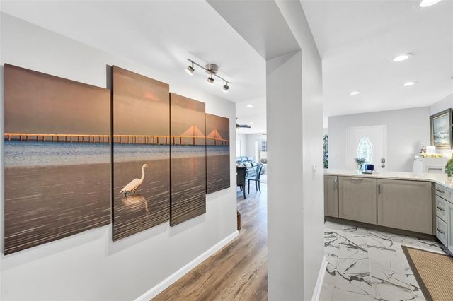 5400 GULF DRIVE 32, Holmes Beach, FL 34217