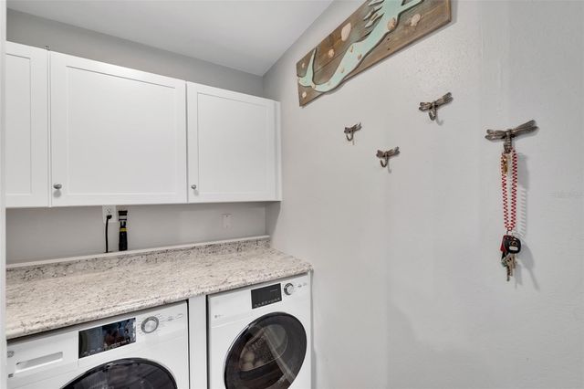 5400 GULF DRIVE 32, Holmes Beach, FL 34217