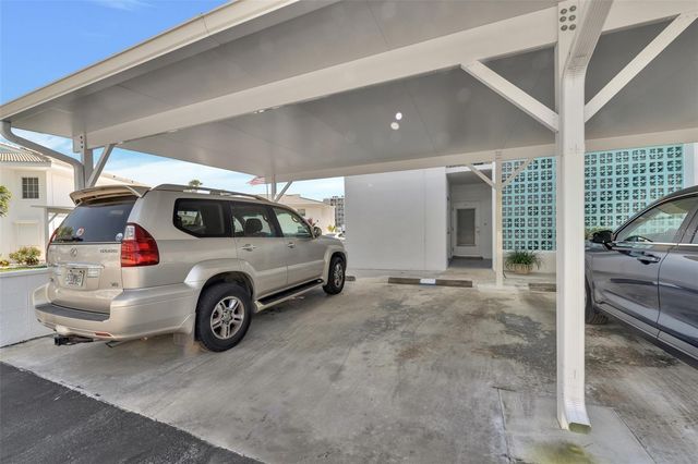 5400 GULF DRIVE 32, Holmes Beach, FL 34217