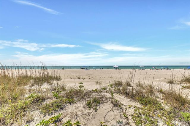 5400 GULF DRIVE 32, Holmes Beach, FL 34217