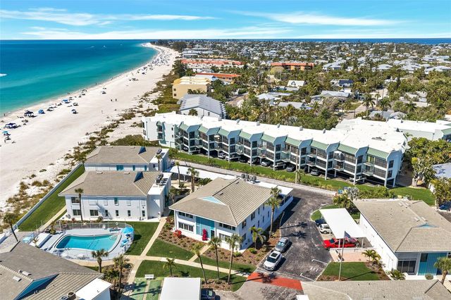 5400 GULF DRIVE 32, Holmes Beach, FL 34217