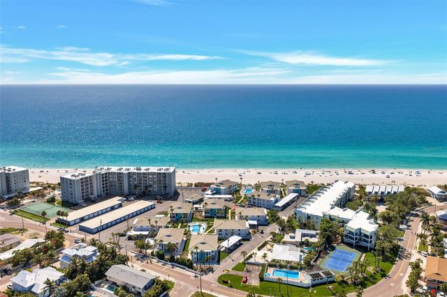 5400 GULF DRIVE 32, Holmes Beach, FL 34217