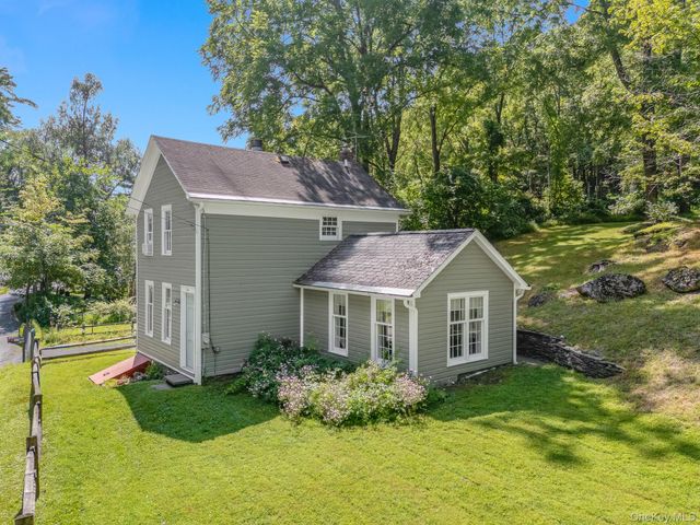 568 Hickory Bush Road, Kingston, NY 12401