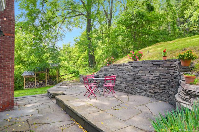 568 Hickory Bush Road, Kingston, NY 12401