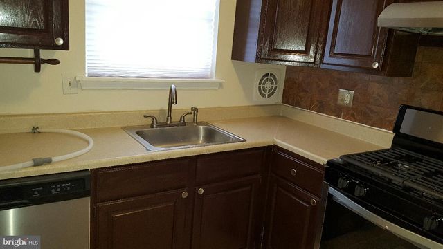 1833 ADDISON RD, District Heights, MD 20747