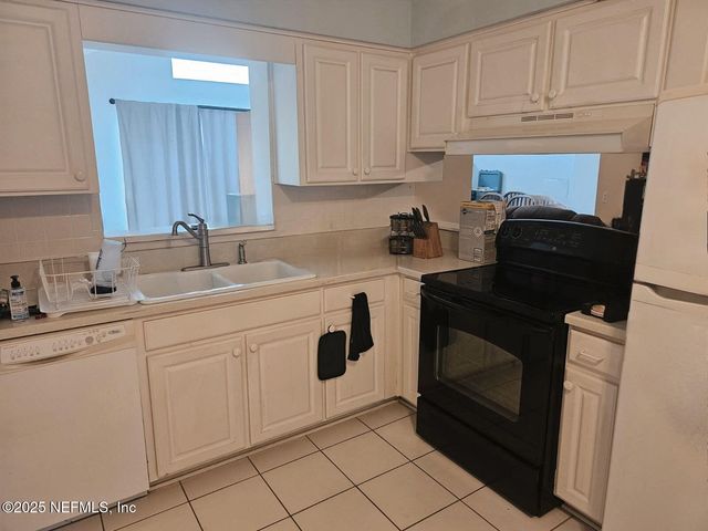 3332 KEGLER Drive, Jacksonville, FL 32216
