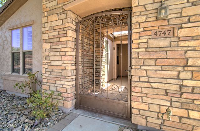 4747 E BLUE SPRUCE Lane, Gilbert, AZ 85298