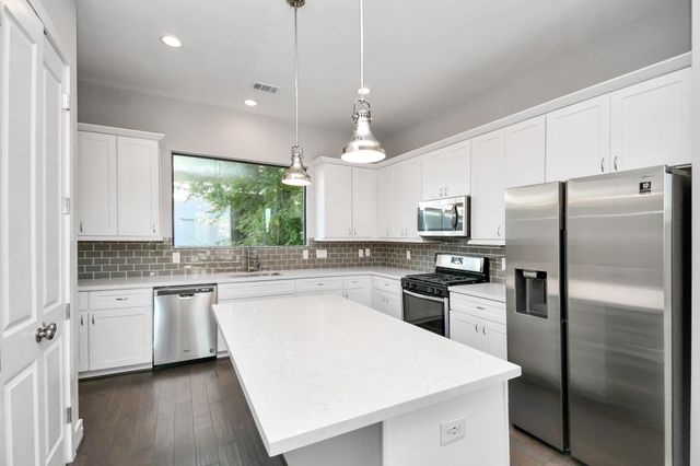 308 Palmer Street, Houston, TX 77003