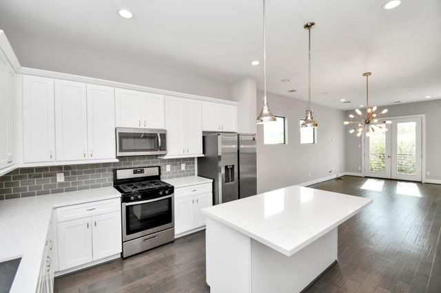 308 Palmer Street, Houston, TX 77003