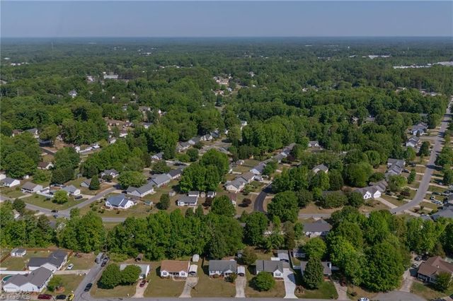 5 Hamilton Court, Thomasville, NC 27360