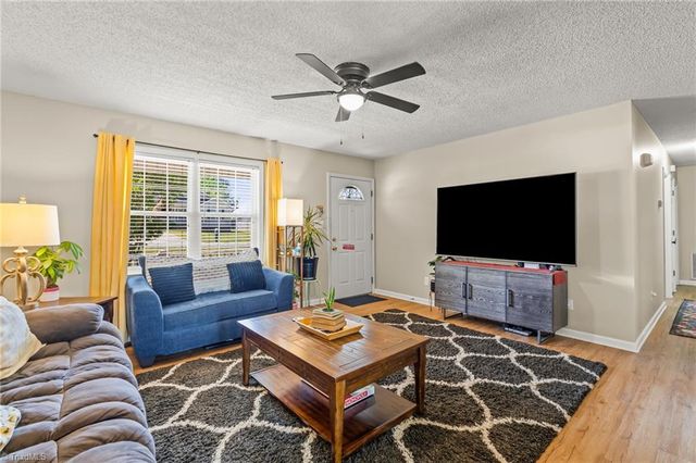 5 Hamilton Court, Thomasville, NC 27360
