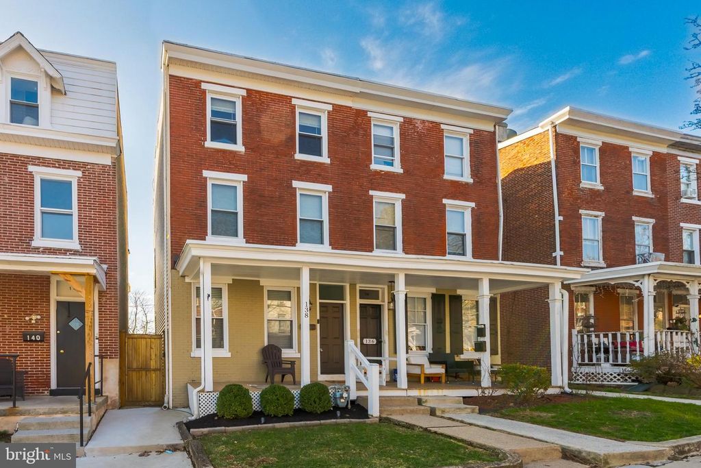 138 MAGNOLIA ST, West Chester, PA 19382