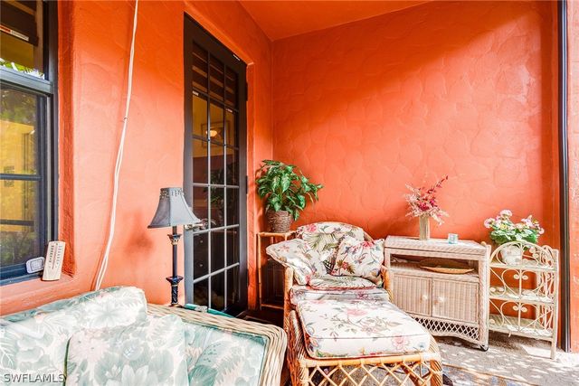 9088 Chula Vista ST 108-3, Naples, FL 34113