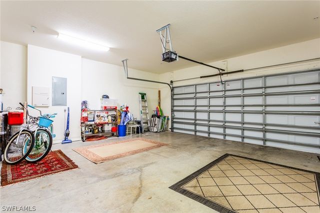 9088 Chula Vista ST 108-3, Naples, FL 34113