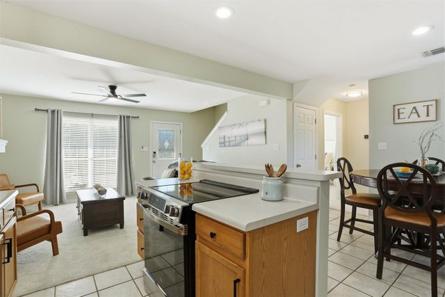 2325 Lakeshore Dr, Canyon Lake, TX 78133