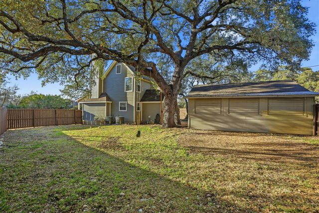 2325 Lakeshore Dr, Canyon Lake, TX 78133