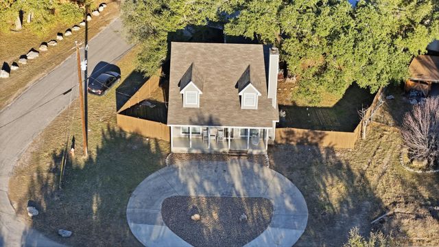 2325 Lakeshore Dr, Canyon Lake, TX 78133