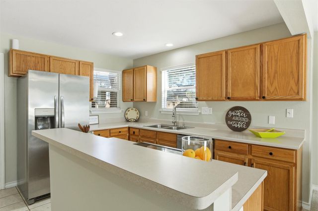 2325 Lakeshore Dr, Canyon Lake, TX 78133