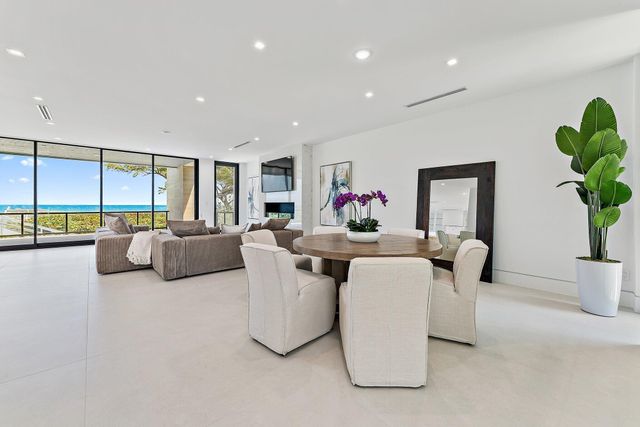 75 N Beach Road, Jupiter Island, FL 33455