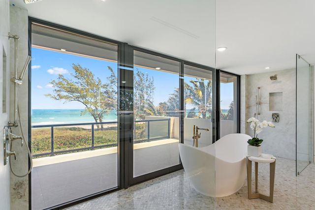75 N Beach Road, Jupiter Island, FL 33455